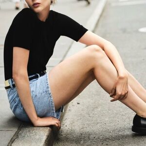 ZARA High Rise Mom Fit Denim Jean Shorts 5” Inseam Size 4